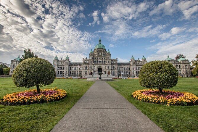 The Signature Tour Victoria - Key Things to Know Before You Go