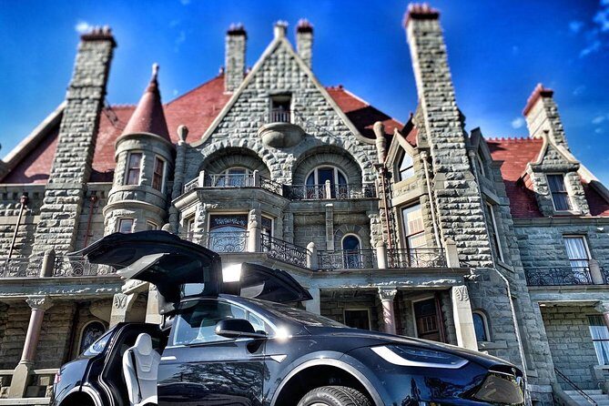 The Signature Tour Victoria - Stop 1: Craigdarroch Castle and the Coal-Baron Story
