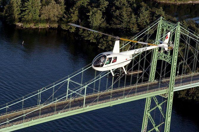 Thousand Islands Two Castle Helicopter Tour - Over the Thousand Islands Bridge and the Border Crossing