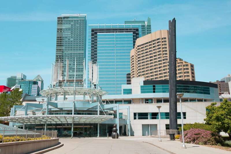 Toronto: 2-Hour Downtown Walking Tour - A 300-Year Walk: From Frontier Fort to Bay Street Power