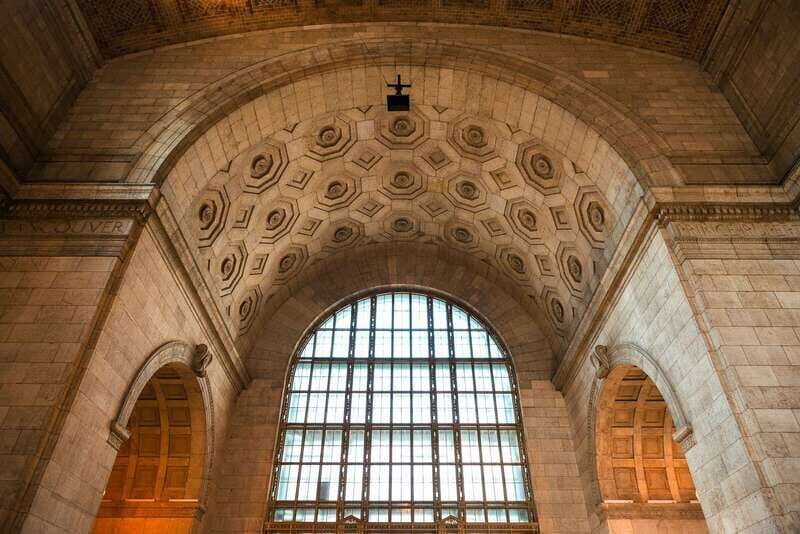 Toronto: 2-Hour Downtown Walking Tour - Bay Street and the Toronto Stock Exchange Area: Finance Without the Jargon