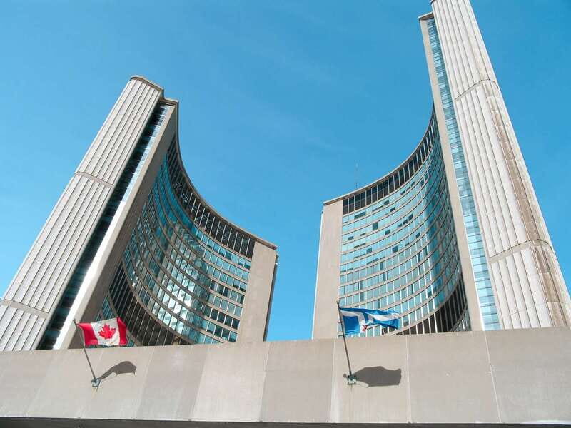 Toronto: 2-Hour Downtown Walking Tour - Theatre, Heritage Houses, and City Hall: Where Architecture Becomes a Clue