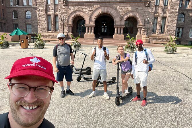 Toronto Discovery District 2hr Walking Tour - Meeting at Nathan Phillips Square: starting where the city announces itself