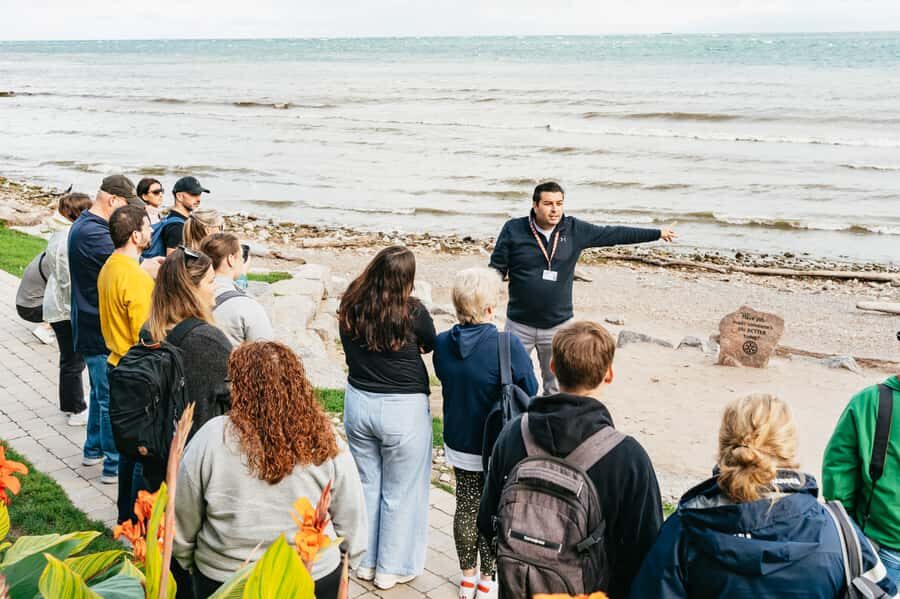Toronto: Falls Day Tour with Boat Cruise & Niagara-the-Lake - An 8-hour Niagara plan that actually fits your day