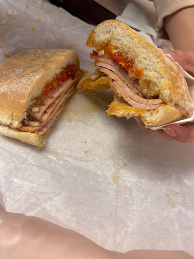Toronto: Great White North Food Tour - Why this Toronto food loop is a smart way to spend 3 hours