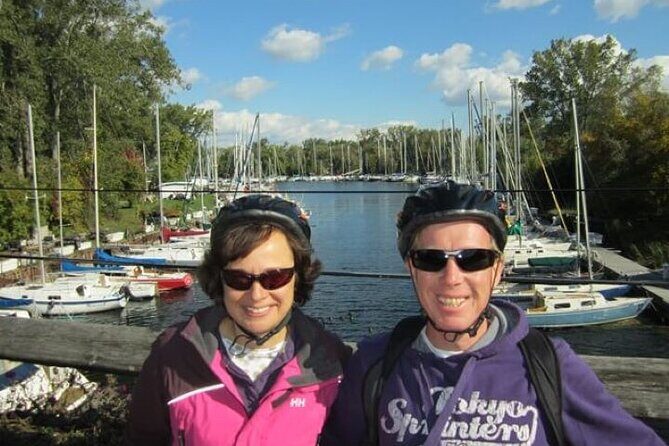 Toronto Islands Evening Bike Tour - Snacks, dessert, and why the food stop is worth it