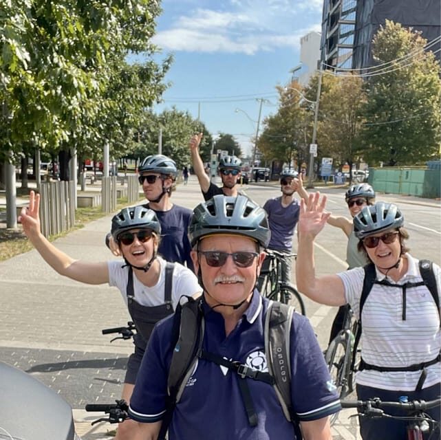 Toronto Islands: Sunrise Breakfast Bicycle Tour - What the guides do well (and why it matters)
