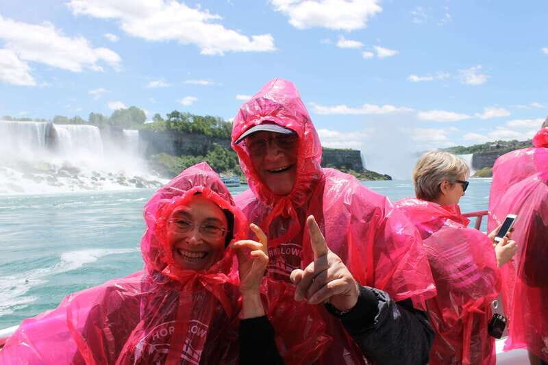 Toronto: Niagara Falls Day Tour with Boat Option - Getting out of Toronto: Maple Leaf Place and quick Canada flavor
