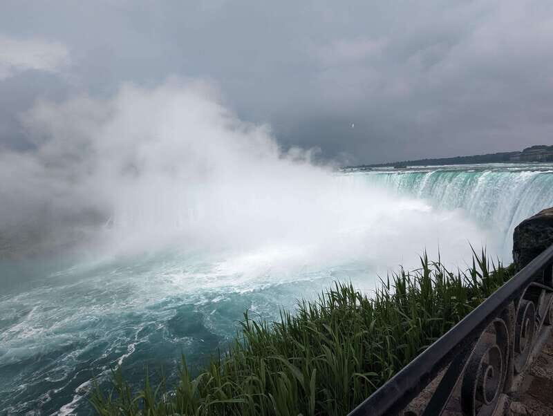 Toronto: Niagara Falls Day Tour with Boat Tour Option - Why this 9-hour Niagara Falls tour works from Toronto