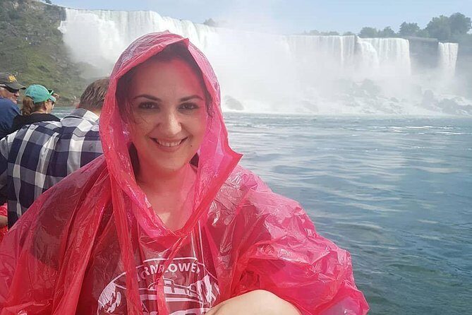 Toronto: Niagara Falls Day Tour with Whirlpool & Boat Cruise - Maple Leaf Place: the tasty Canadian pause you’ll actually appreciate