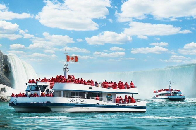 Toronto: Niagara Falls Day Tour with Whirlpool & Boat Cruise - Niagara Parkway photo stops: Floral Clock and Queenston Heights