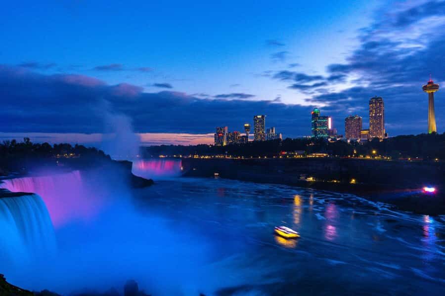 Toronto: Niagara Falls Evening Tour with Fireworks - Key Things You Should Know Before You Go