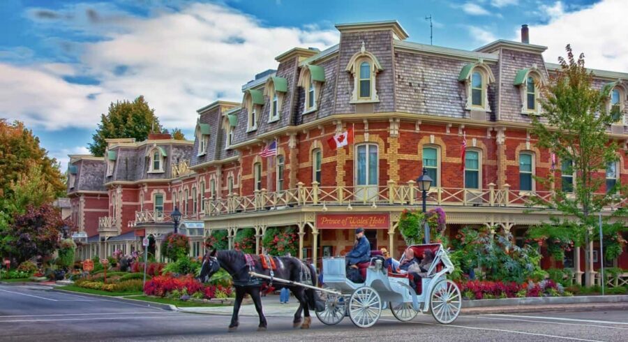Toronto: Niagara Falls & NOTL Heritage Town Guided Day Tour - Key Points That Make This Tour Work