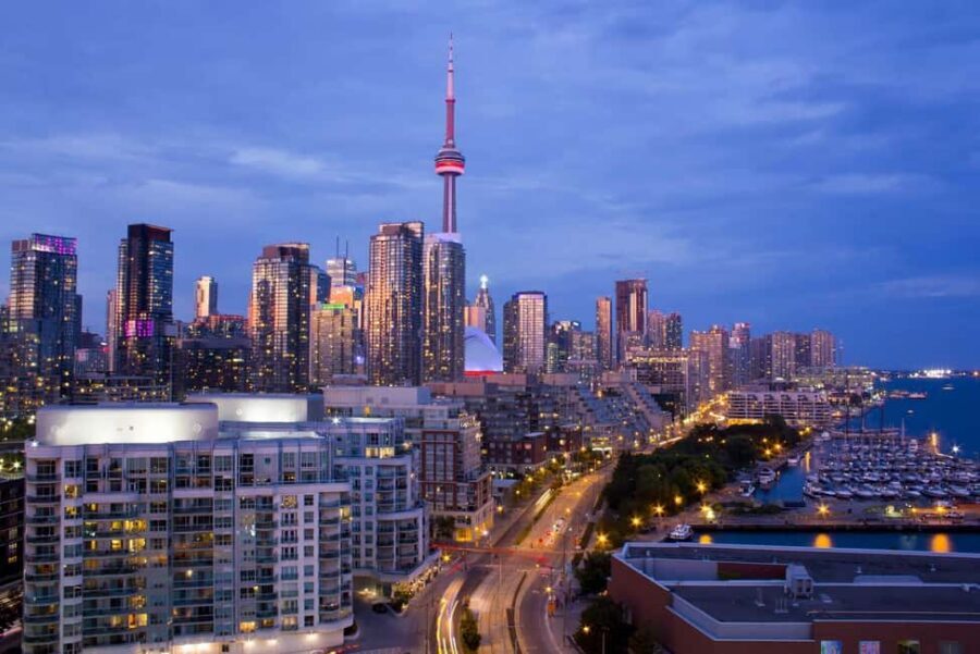 Toronto: Niagara Falls & NOTL Heritage Town Guided Day Tour - Canadian Side of Niagara Falls: 3 Hours to Get Oriented