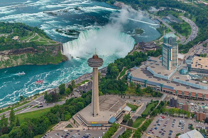 Toronto, Niagara Falls & Thousand Islands VIP 2–Day Trip - One night in Niagara: where the included hotel fits (and where it might not)