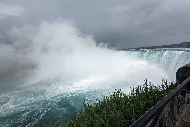 Toronto: Niagara Falls VIP Private Luxury SUV Tour - Niagara City Cruises: skip long lines, then enjoy the water-level run