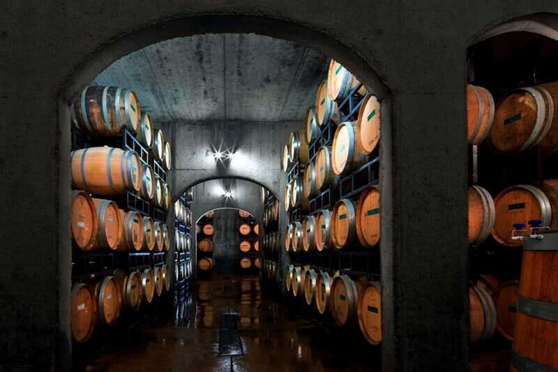Toronto: Niagara Wineries Tasting Tour & Optional Lunch - The Driver/Guide and the Live Commentary Factor