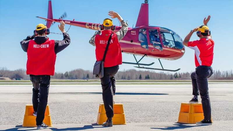 Toronto: Private Helicopter Tour for Two - The start-to-finish flow at the hangar