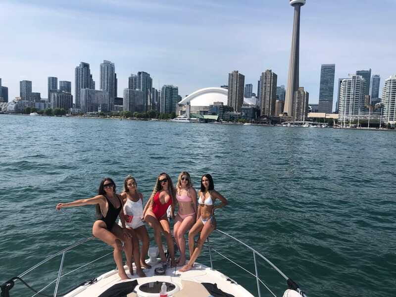 Toronto: Private Luxury Yacht Sightseeing Cruise & Prosecco - Deck time and photo stops: how to get the shots you came for