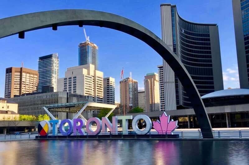 Toronto: Private Walking Tour With A Guide (Private Tour) - Meeting Your Guide and Shaping the Day