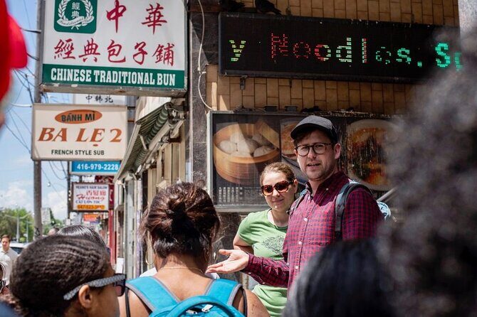 Toronto Private Walking Tour With A Guide (Private Tour) - Key things to know before you go