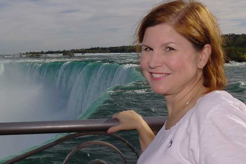 Toronto: Splendours of Niagara Falls Small Group Tour w/Boat - Niagara Falls free time: pick one big add-on and enjoy it