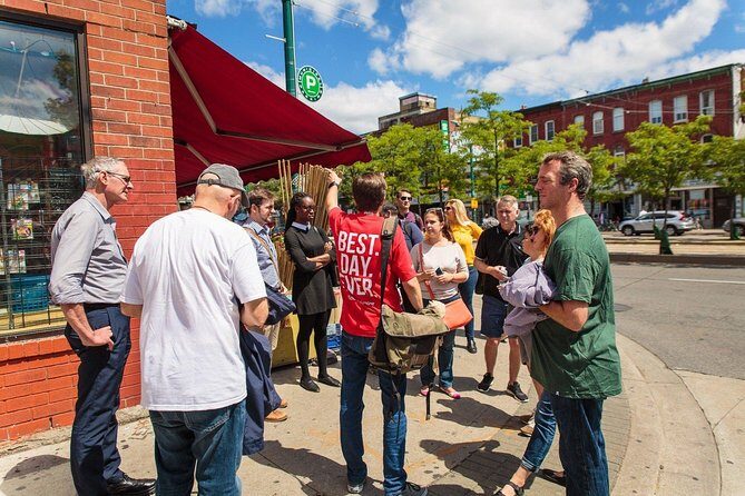 Toronto’s Multicultural Heart – Kensington & Chinatown Walk - Walking logistics: how to set yourself up for a good pace