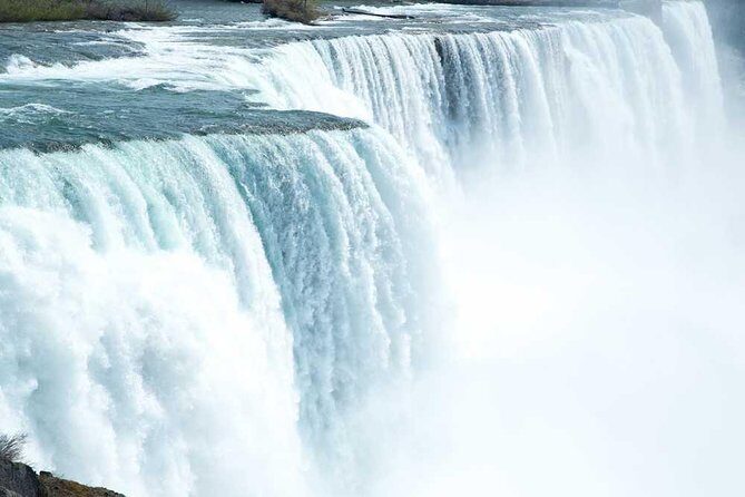 Tour of Niagara Falls with Cruise and Lunch from Toronto - Niagara Falls time: the 30-minute window you should maximize