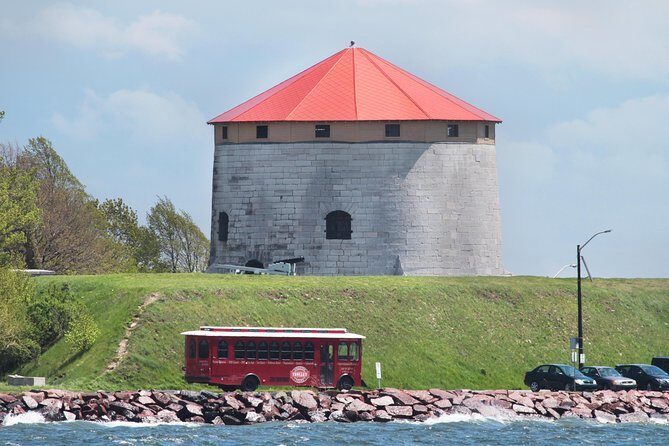 Trolley City Tour of Kingston - Where to meet, ticket redemption, and what to bring