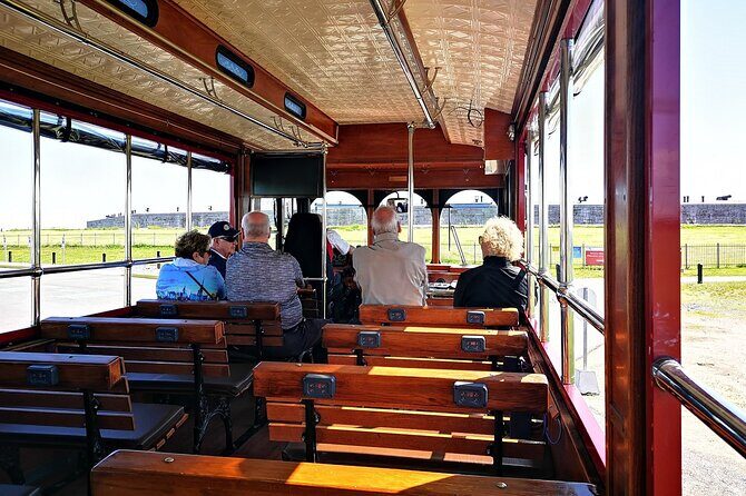 Trolley City Tour of Kingston - Your 75-minute route: the stops and what to look for