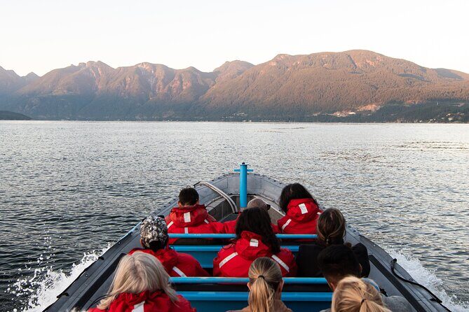 UNESCO Biosphere and Bowen Island Boat Tour with Island Visit - Gambier Island Coast Time: Coastal Temperate Rain Forest and Wildlife Chances