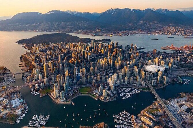 Vancouver 1-Day Tour (Granville Island/Stanley Park) (Chn&Eng) - Coach Comfort and Pickup Reality Check in Vancouver