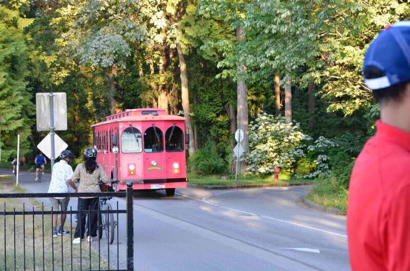 Vancouver: 24 or 48-Hour Hop-On Hop-Off Trolley Tour Pass - Practical tips: seats, noise, windows, and packing light