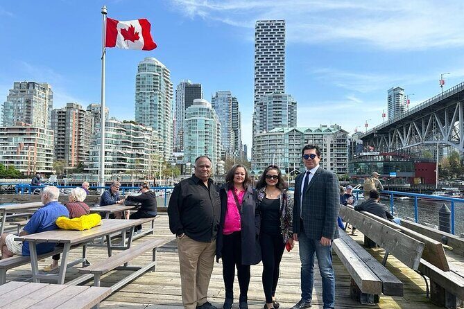Vancouver and North Shore Grand City Tour with your luggage - Pickup, drop-off, and handling luggage like a pro