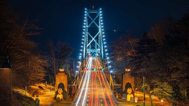 Vancouver: Attractions by Twilight Guided Tour with Dinner - Price and value: what $262 covers, and what it doesn’t