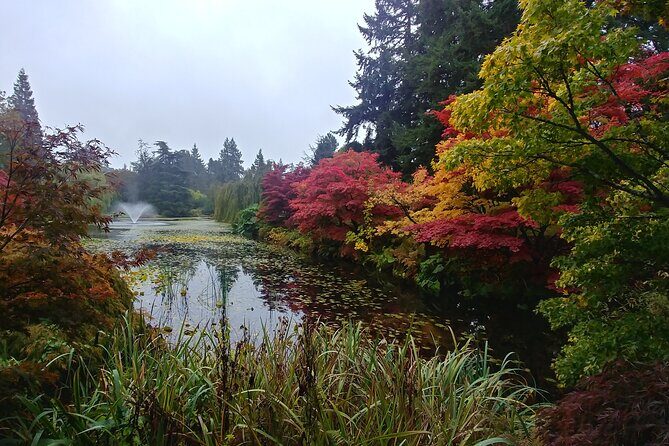 Vancouver Botanical Gardens & Museum Private Explorer - Queen Elizabeth Park: manicured gardens, Dancing Waters, and photo sculpture