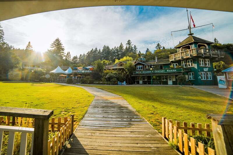 Vancouver: Bowen Island Boat Cruise with Dinner - Who should book this, and who should skip