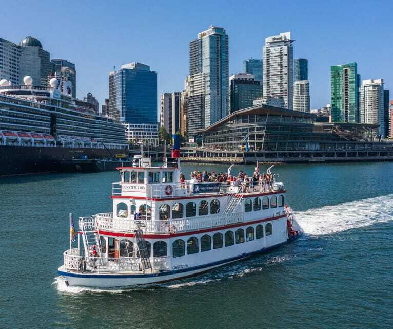 Vancouver: Breakfast with Santa - Small Group Size: Why Limited to 9 Participants Matters