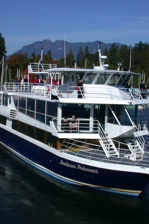 Vancouver Brunch Cruise - How the Crew Runs It: Clean Restrooms, Helpful Service, and Calm Commentary