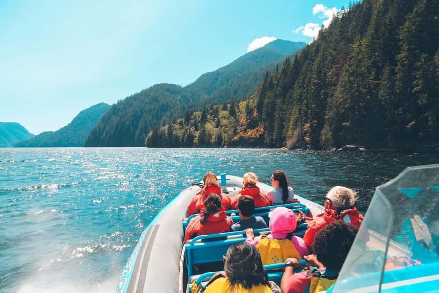 Vancouver: City and Seal Boat Tour - Granville Island meeting point and timing: don’t be late