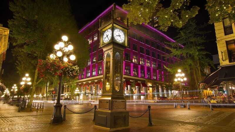 Vancouver: City Highlights Bus Tour - Chinatown and Gastown: Millennium Gate to cobblestone steam