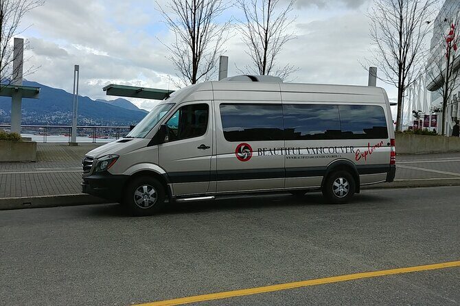 Vancouver City Highlights Explorer Private Tour - Stanley Park: Rose Garden, Totem Poles, and Prospect Point time