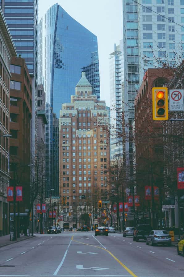 Vancouver City Highlights - Private Tour up to 14 guests - Queen Elizabeth Park and Quarry Gardens: The Skyline Break You’ll Actually Feel
