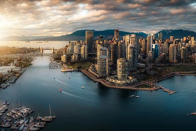 Vancouver City Sights and Highlights Tour Small Group 12 Max - Key highlights I’d plan around