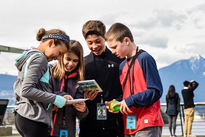 Vancouver City Sightseeing Adventure with Kids: Heroes & Villains - A 2-hour family mystery walk that actually feels like sightseeing