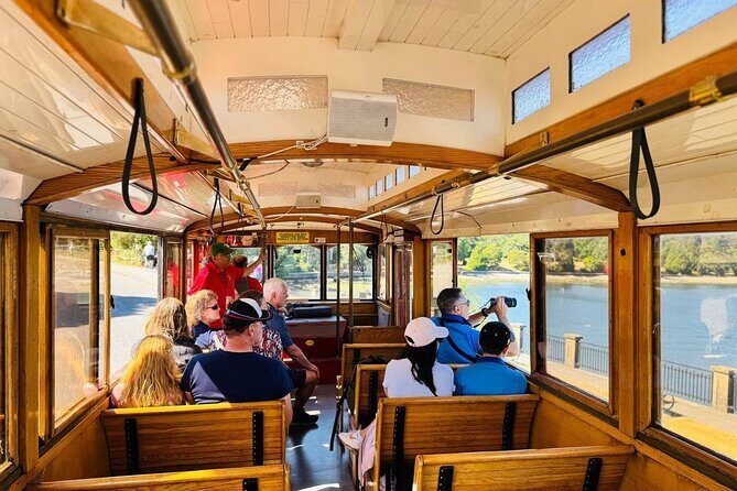 Vancouver City Tour: Stanley Park, Granville Island & False Creek - Olympic Village, Yaletown, and English Bay: the False Creek storyline