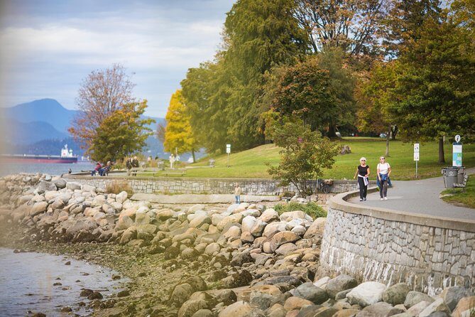 Vancouver Evening Tour: Stanley Park & English Bay Photostops - Price and What You’re Actually Paying For