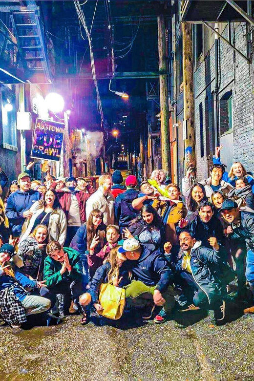 Vancouver: Gastown Pub Crawl - Meeting people from around the world: who this tour fits best