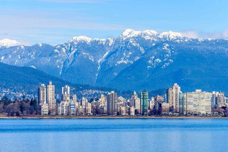 Vancouver Grouse Mountain Express With Gondola Ride - Downtown pickup, small group, and skip-the-line flow