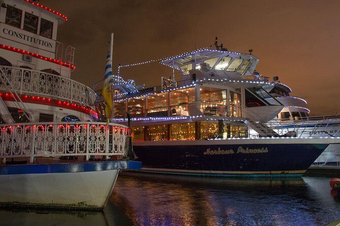 Vancouver Holiday Festive Dinner Cruises - Weather and comfort: dressing for a boat at night in December